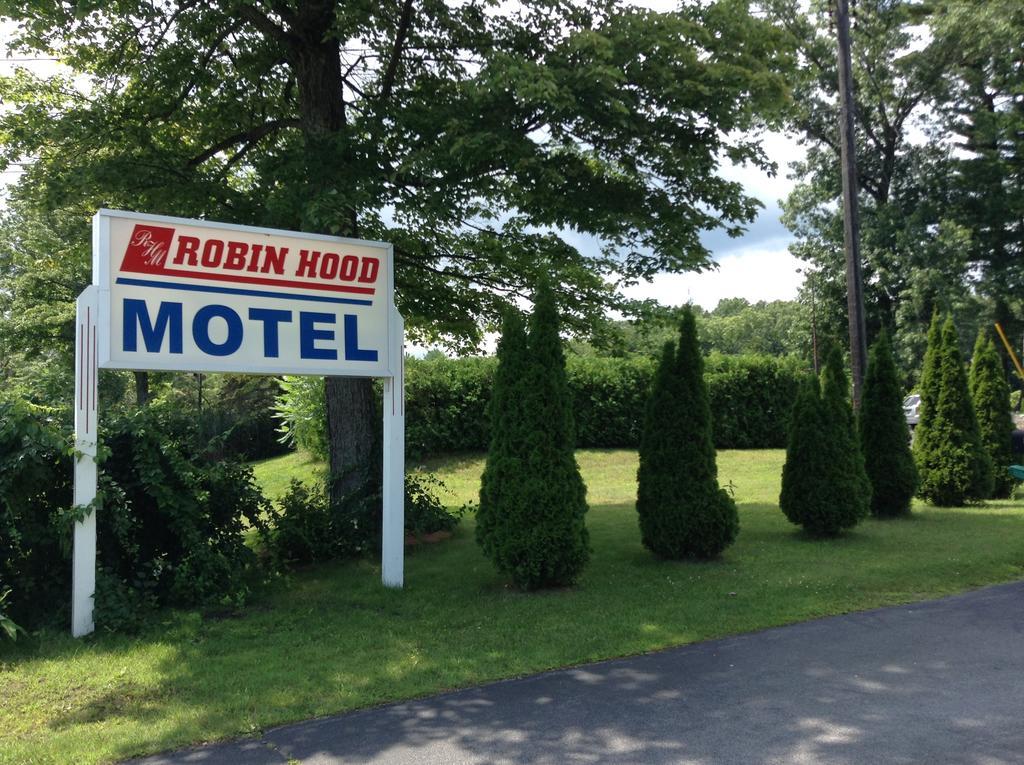 Robin Hood Motel Saratoga Springs Exterior foto