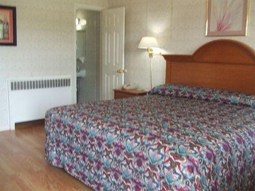 Robin Hood Motel Saratoga Springs Zimmer foto
